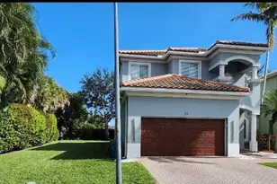 21 Country Lake Cir, Boynton Beach, FL 33436 - Photo 1