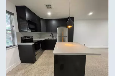 975 NE 40th Street #C, Oakland Park, FL 33334 - Photo 1