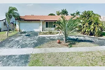 5207 Roosevelt Street, Hollywood, FL 33021 - Photo 1