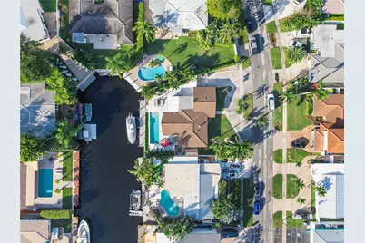 731 SE 4th Avenue, Pompano Beach, FL 33060 - Photo 1