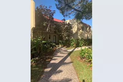 2050 Oleander Boulevard #4 104, Fort Pierce, FL 34950 - Photo 1