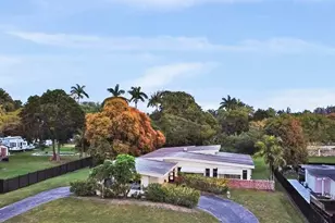 13945 N Miami Ave, Miami, FL 33168 - Photo 1