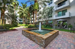 2421 NE 65th St, Fort Lauderdale, FL 33308 - Photo 1