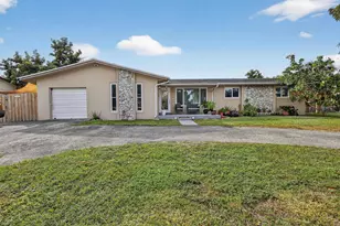 1910 SW 98th Terrace, Miramar, FL 33025 - Photo 1