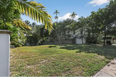 1018 SE 13th Terrace, Fort Lauderdale, FL 33316 - Photo 1