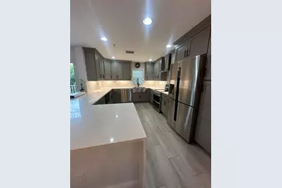 445 NE 1st Street, Pompano Beach, FL 33060 - Photo 1