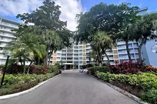 2940 N Course Dr, Pompano Beach, FL 33069 - Photo 1