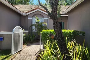 2300 E Aragon Blvd, Sunrise, FL 33313 - Photo 1