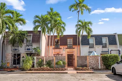 13509 NE 21st Court #13509, North Miami, FL 33181 - Photo 1