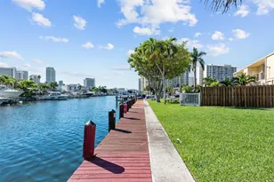 822 NE 25th Ave, Hallandale Beach, FL 33009 - Photo 1
