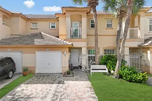 740 NW 170th Terrace, Pembroke Pines, FL 33028 - Photo 1