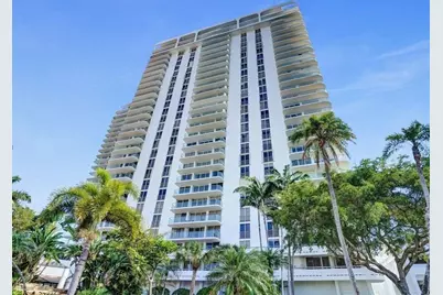 19707 Turnberry Way #8D, Miami, FL 33180 - Photo 1