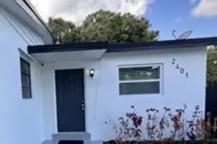 2401 NW 2nd St, Boynton Beach, FL 33435 - Photo 1