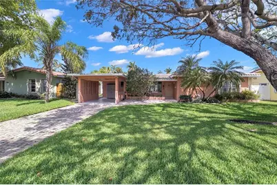 2725 SE 5th Court, Pompano Beach, FL 33062 - Photo 1