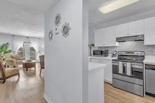 6770 Royal Palm Unit, Margate, FL 33063 - Photo 1