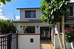 817 SE 12th Ct, Fort Lauderdale, FL 33316 - Photo 1