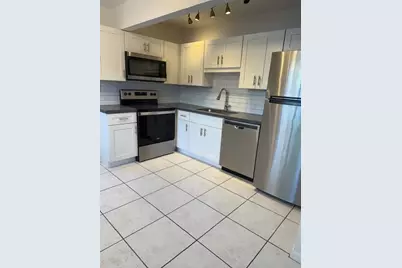 808 SE 13th Street #2, Fort Lauderdale, FL 33316 - Photo 1