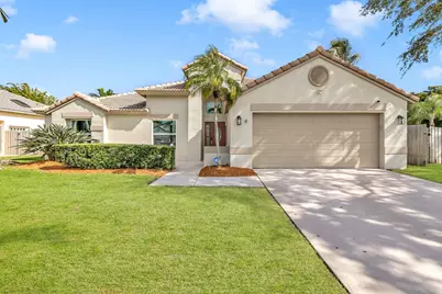 24 Dogwood Circle, Boynton Beach, FL 33436 - Photo 1