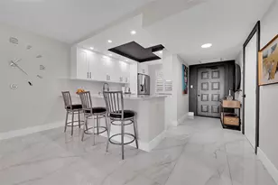 3980 Oaks Clubhouse Dr, Pompano Beach, FL 33069 - Photo 1