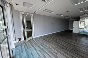 2831 E Oakland Park Blvd, Fort Lauderdale, FL 33306 - Photo 1