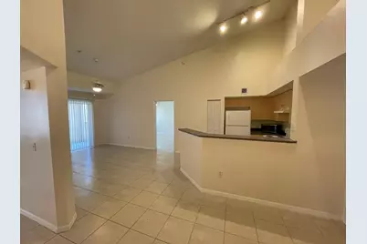 4211 San Marino Boulevard #305, West Palm Beach, FL 33409 - Photo 1