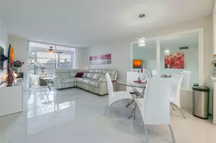 9380 Sunrise Lakes Blvd, Sunrise, FL 33322 - Photo 1