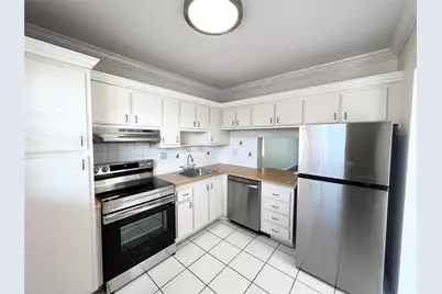 6005 Del Lago Circle #102, Sunrise, FL 33313 - Photo 1