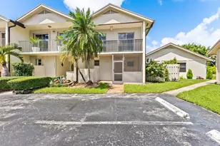 2226 Nova Village Dr, Davie, FL 33317 - Photo 1