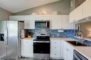 5725 Pelican Pointe Dr, Sebastian, FL 32958 - Photo 1