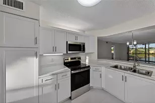 7882 Trent Dr, Tamarac, FL 33321 - Photo 1