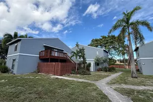 10 Crossings Cir, Boynton Beach, FL 33435 - Photo 1