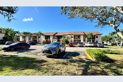 7931 Southgate Boulevard #E8, North Lauderdale, FL 33068 - Photo 1