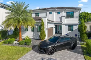 10985 Oceano Wy, Parkland, FL 33076 - Photo 1