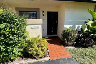 5512 N Park Rd, Fort Lauderdale, FL 33312 - Photo 1