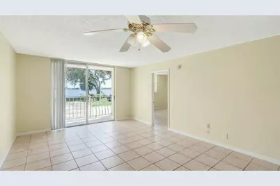 470 Executive Center Drive #1G, West Palm Beach, FL 33401 - Photo 1