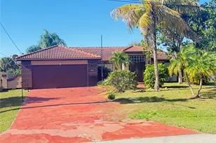 124 SW Klee Cir, Port Saint Lucie, FL 34953 - Photo 1