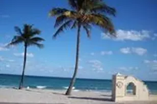 343 Van Buren St, Hollywood, FL 33019 - Photo 1