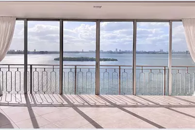 11111 Biscayne Boulevard #1901, Miami, FL 33181 - Photo 1
