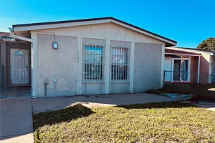 21440 NW 40th Cir Ct, Miami Gardens, FL 33055 - Photo 1