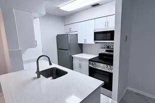 2866 S University Dr, Davie, FL 33328 - Photo 1