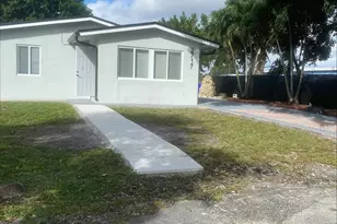 2717 SW 9th St, Fort Lauderdale, FL 33312 - Photo 1