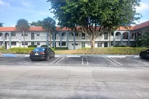 2101 W Woolbright Rd Unit, Boynton Beach, FL 33426 - Photo 1