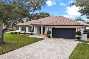 9671 NW 51st St, Coral Springs, FL 33076 - Photo 1