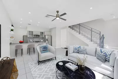 1025 NE 18th Avenue #103, Fort Lauderdale, FL 33304 - Photo 1