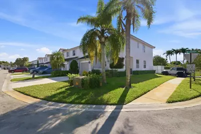 16890 SW 1st Manor #1, Pembroke Pines, FL 33027 - Photo 1