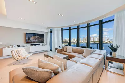 17301 Biscayne Boulevard #1011, North Miami Beach, FL 33160 - Photo 1