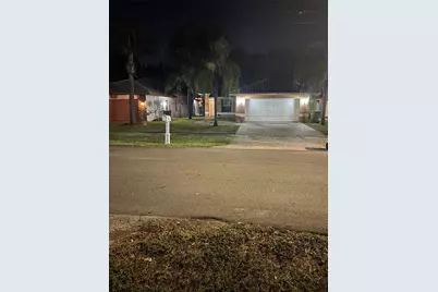 412 NW 10th Avenue, Fort Lauderdale, FL 33311 - Photo 1