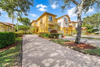 5772 NW 119th Drive, Coral Springs, FL 33076 - Photo 1