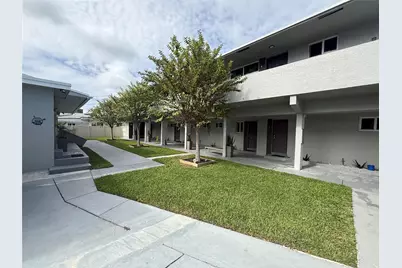 720 NE 7th Street #1A, Hallandale Beach, FL 33009 - Photo 1