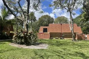 1485 Masters Cir, Delray Beach, FL 33445 - Photo 1